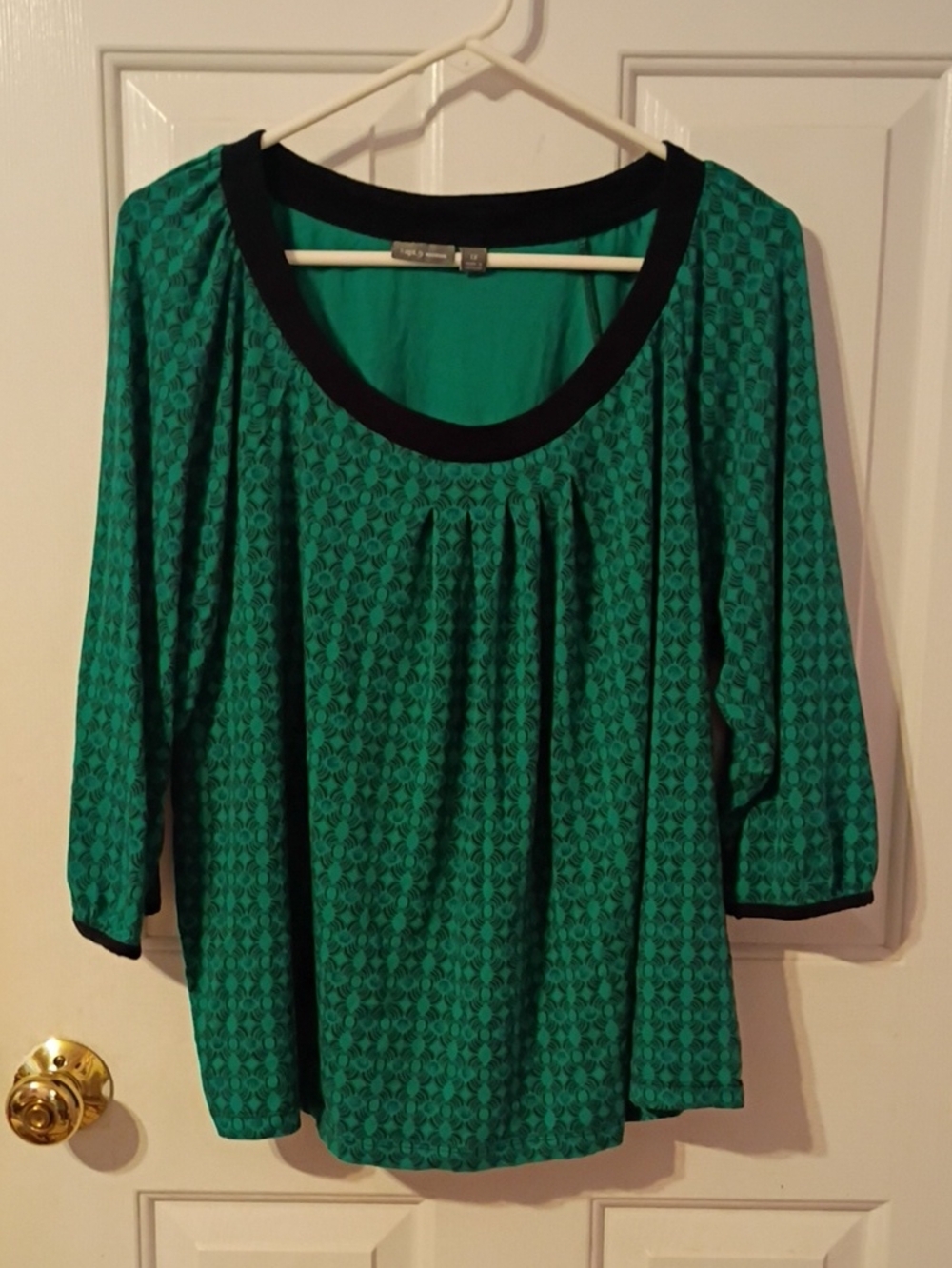 Apt. 9 Teal Green Scoop Neck Tunic with Black Trim